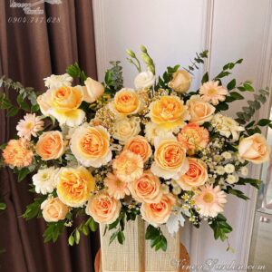 Lẵng hoa chúc mừng màu vàng rực rỡ_LH30