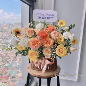 Giỏ hoa màu cam xinh xắn- GH12