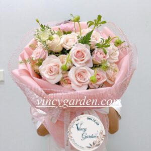 Bó hoa hồng kem dâu tươi sáng, trẻ trung tặng bạn gái_BHBG4