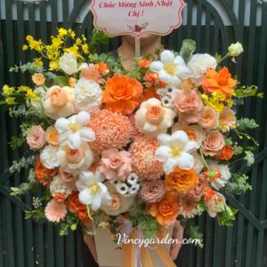 Lẵng hoa tặng sinh nhật sếp nữ đẹp tại Hà Nội_LH44