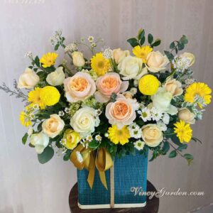 Lẵng hoa chúc mừng màu vàng đẹp rực rỡ_LH13