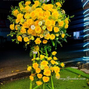 Kệ hoa khai trương 2 tầng màu vàng rực rỡ_ HKT05