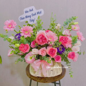 Giỏ mây hoa màu hồng xinh xắn_ GH07